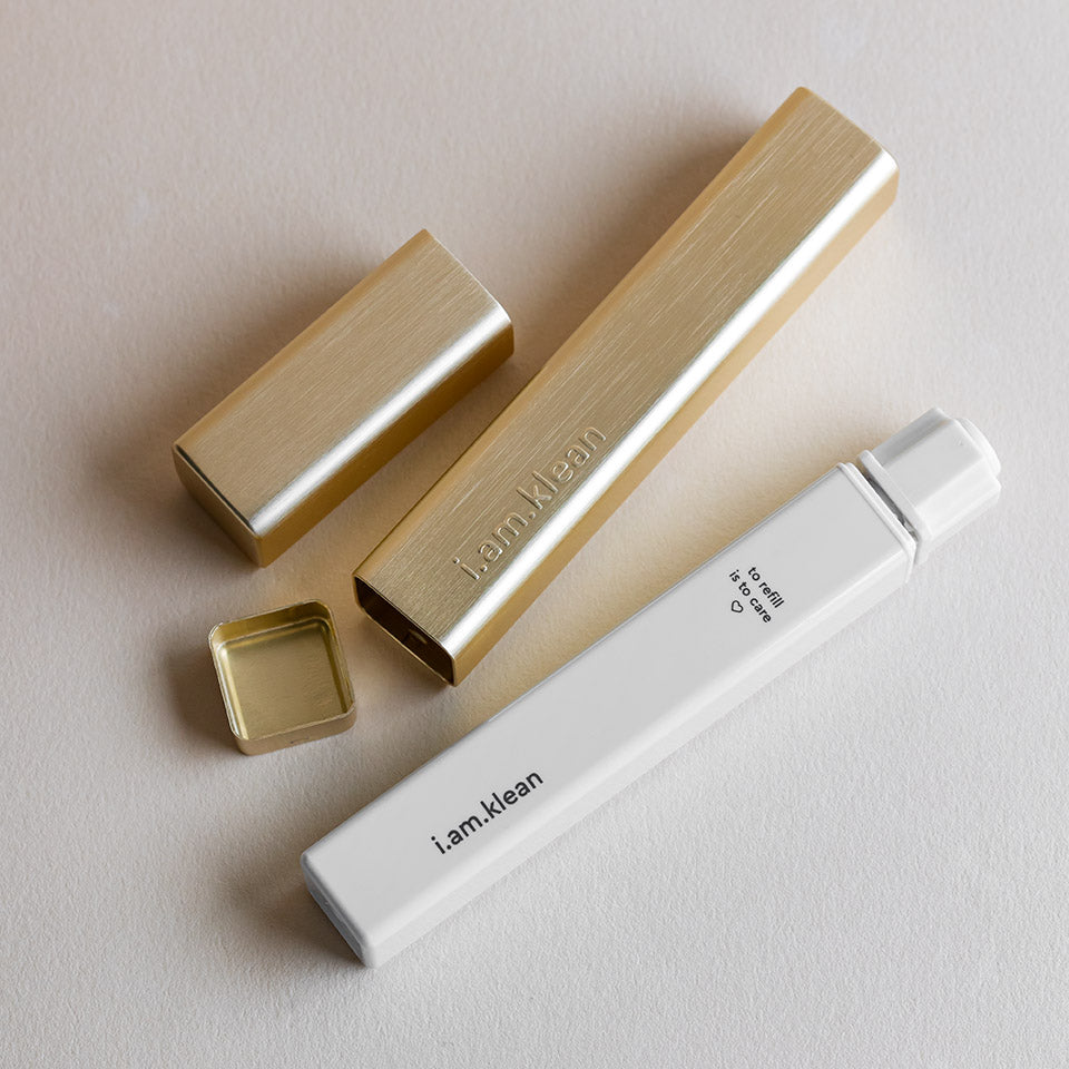 Refillable Mascara Pure Definition Brown - bruine mascara - i.am.klean